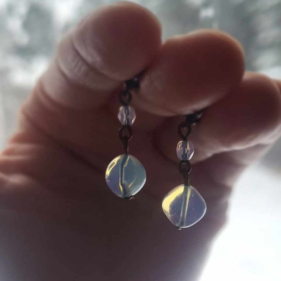 GORGEOUS Opalite & Genuine Rose Quartz Faceted Bead Hook Earrings - Picture 4 of 6